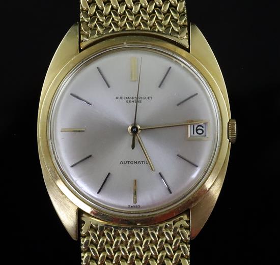 A gentlemans 1960s 18ct gold Audemars Piguet automatic wrist watch, in Audemars Piguet box.